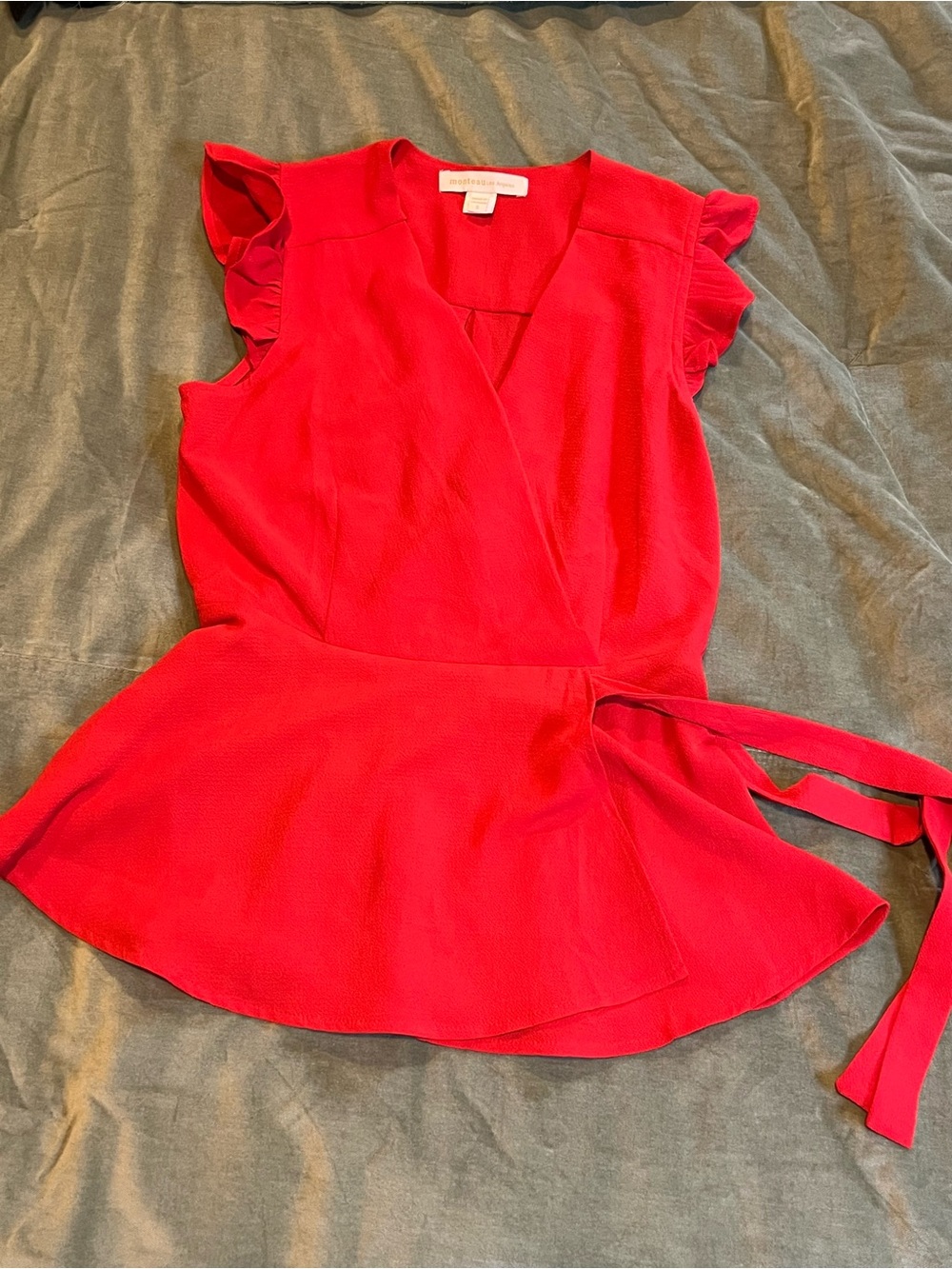 Sleeveless Red Wrap flutter sleeve Peplum Top with tie